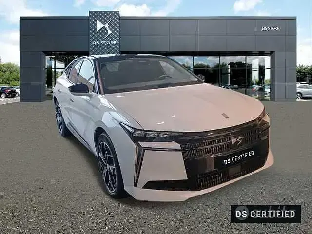 Nuova DS Automobiles DS4 145 CV (106 kW) 2025 SUV