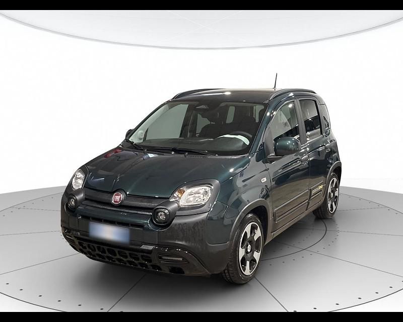 Usata Fiat Panda Cross 70 CV (51 kW) 2025 Verde
