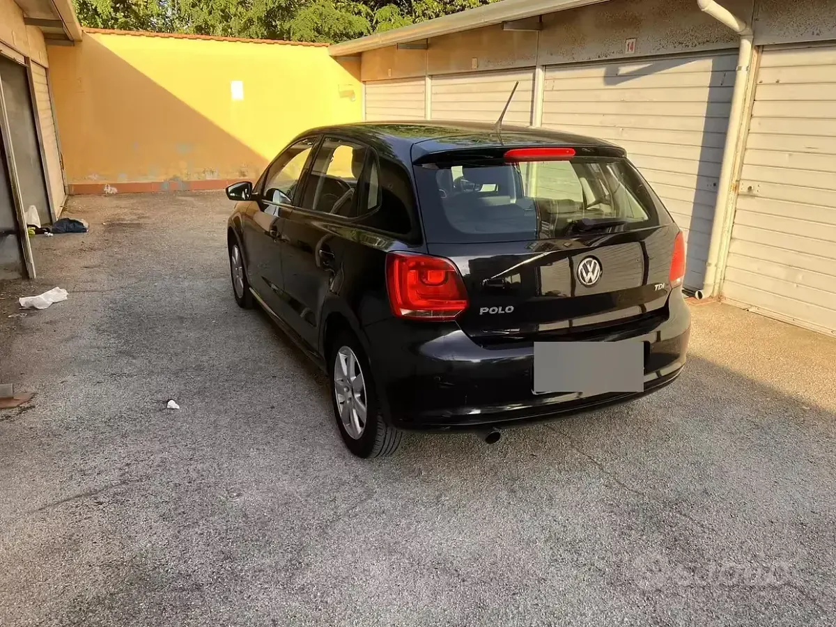 Usata VW Polo 90 CV (66 kW) 2011 Nero Utilitaria