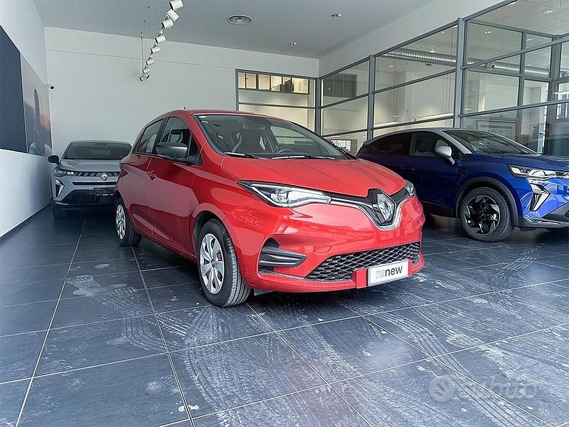 Usata Renault Zoe Life 80 kW (109 CV) 2020 Rosso Utilitaria