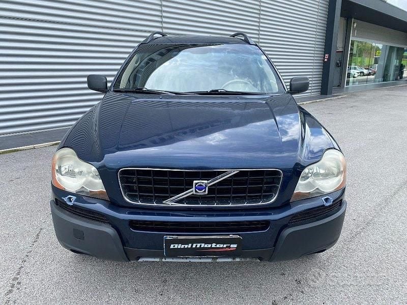 Usata Volvo XC90 163 CV (119 kW) 2004 Blu SUV