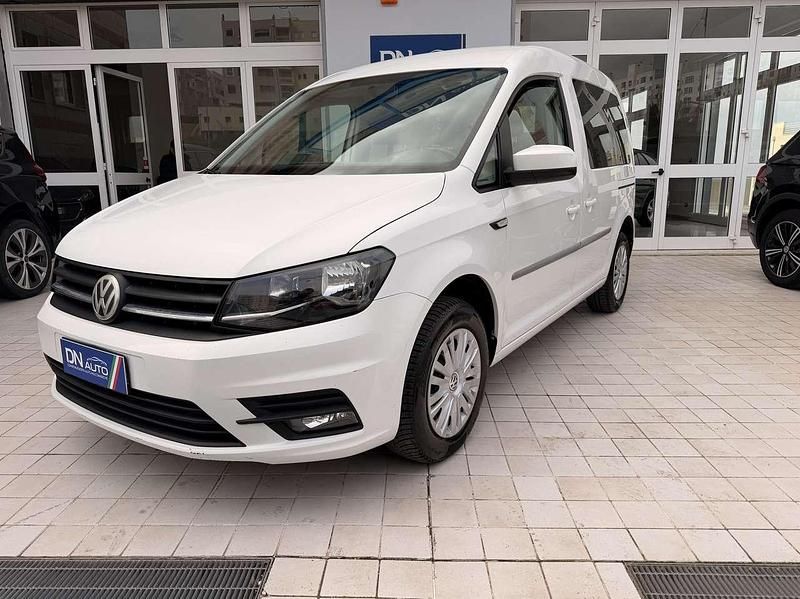 Usata VW Caddy Trendline 102 CV (75 kW) 2019 Bianco Monovolume