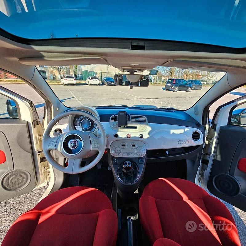 Usata Fiat 500 Lounge 95 CV (69 kW) 2011 Bianco Utilitaria