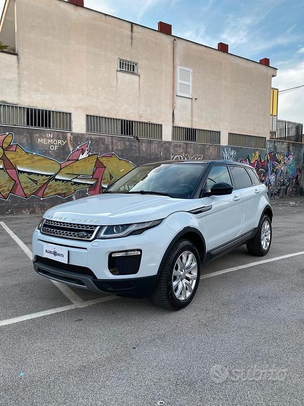 Usata Land Rover Range Rover evoque HSE Dynamic 150 CV (110 kW) 2018 Grigio Station wagon