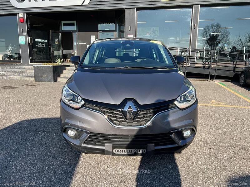 Usata Renault Scénic IV 110 CV (80 kW) 2018 Grigio Monovolume