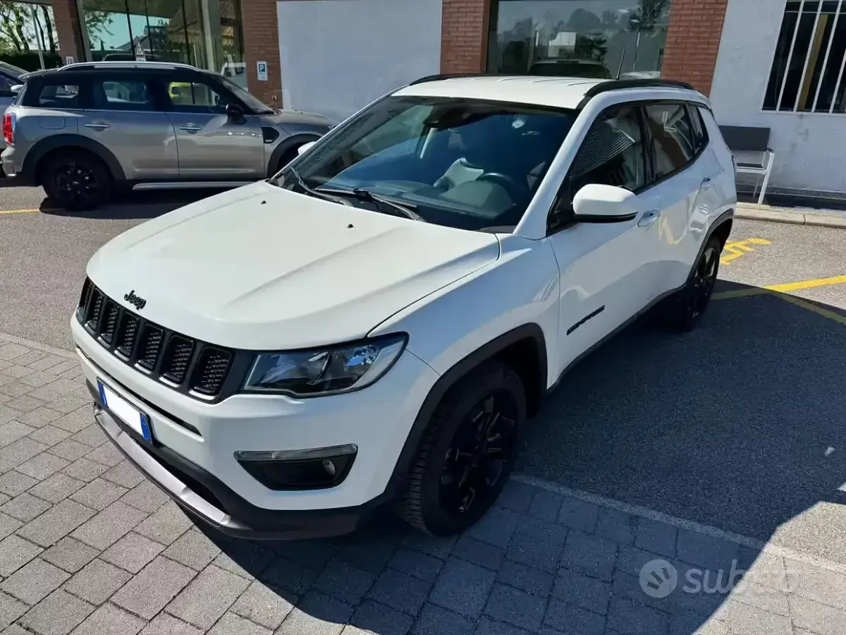Usata Jeep Compass Night Eagle 120 CV (88 kW) 2019 Bianco SUV