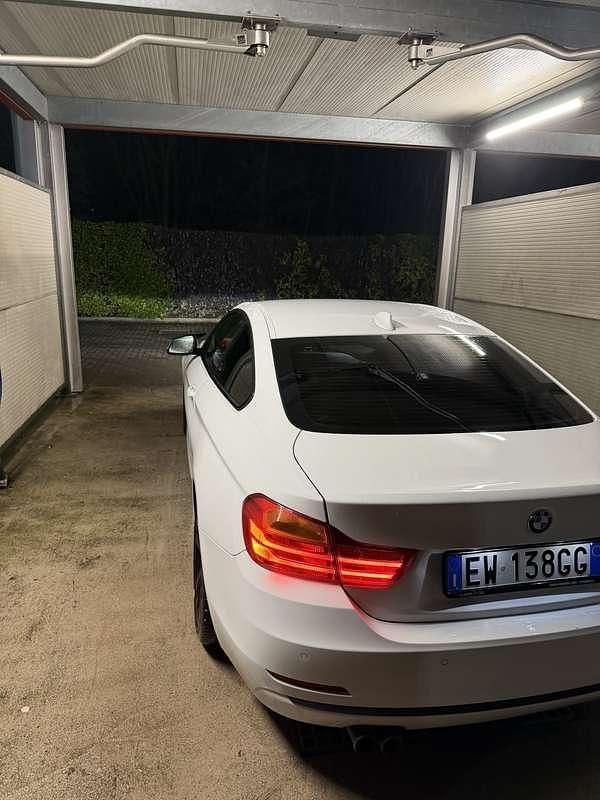 Usata BMW 425 Sport Line 218 CV (160 kW) 2014 Bianco Coupé