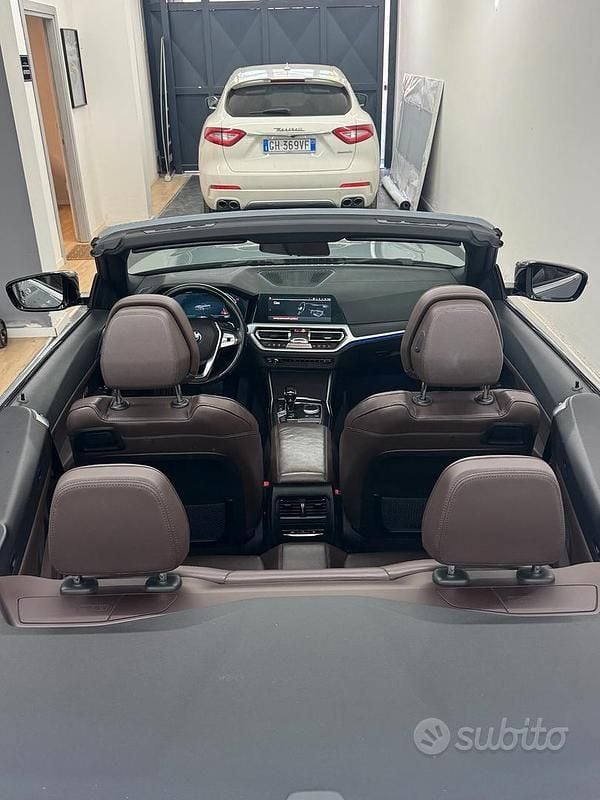 Usata BMW 420 184 CV (135 kW) 2023 Grigio Cabrio