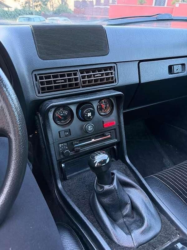 Usata Porsche 924 125 CV (91 kW) 1982 Rosso Coupé