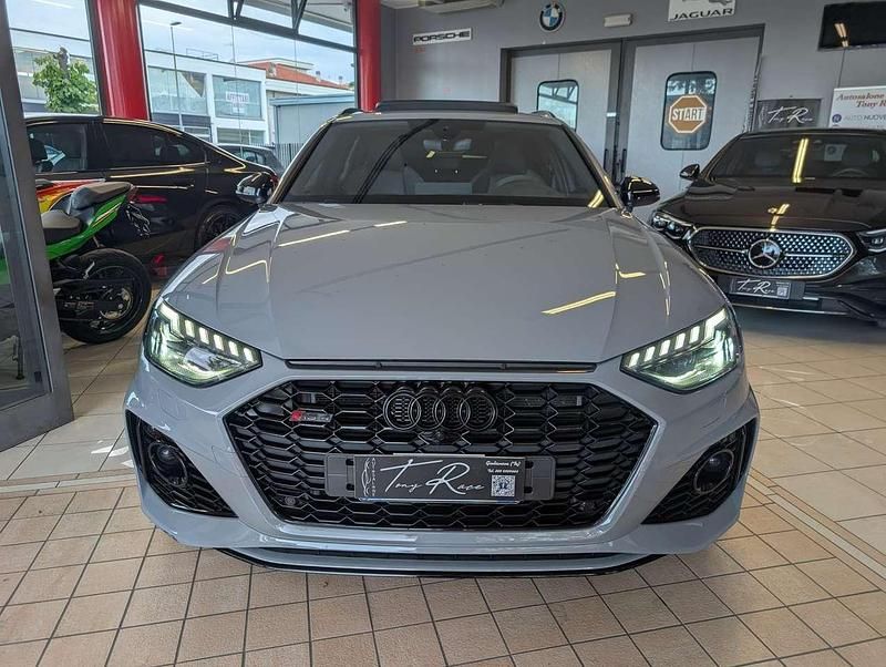Usata Audi RS4 Ambiente 450 CV (330 kW) 2023 Grigio Station wagon