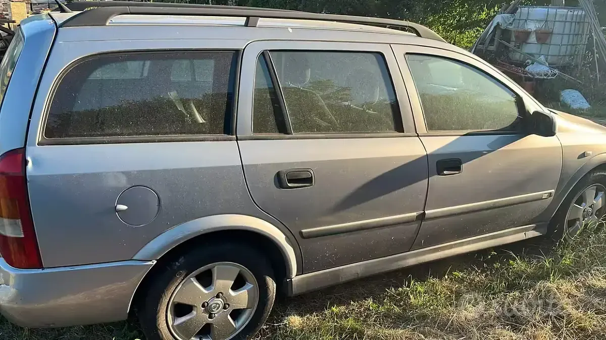 Usata Opel Astra 75 CV (55 kW) 2002 Bluazzurro Station wagon