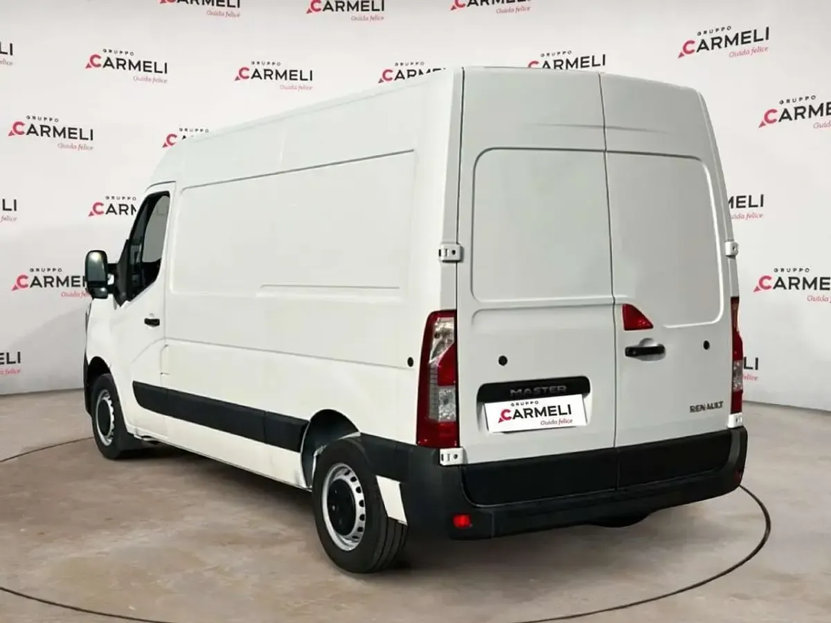 Begagnad Renault Master 135 HK (99 kW) 2020 Vit Minibuss