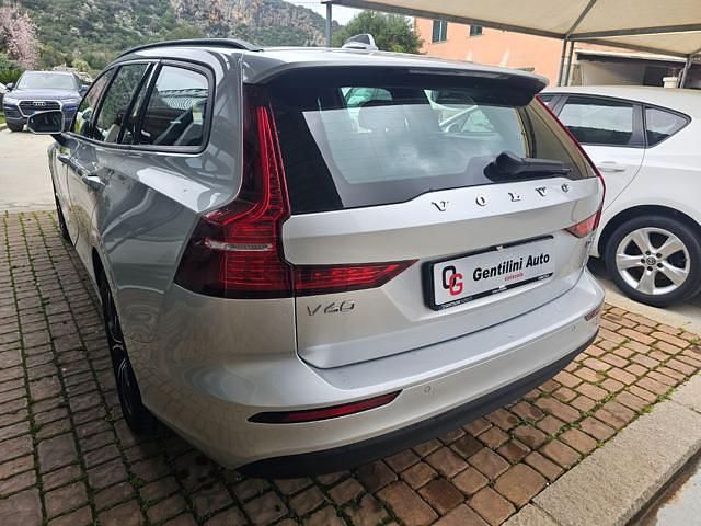 Usata Volvo V60 Business Edition 2020 Grigio Station wagon