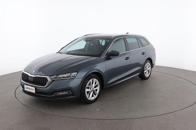 Grigio Usata 2021 Skoda Octavia Style Station wagon | 18.799 € (Molto cara) - Immagine 1/3