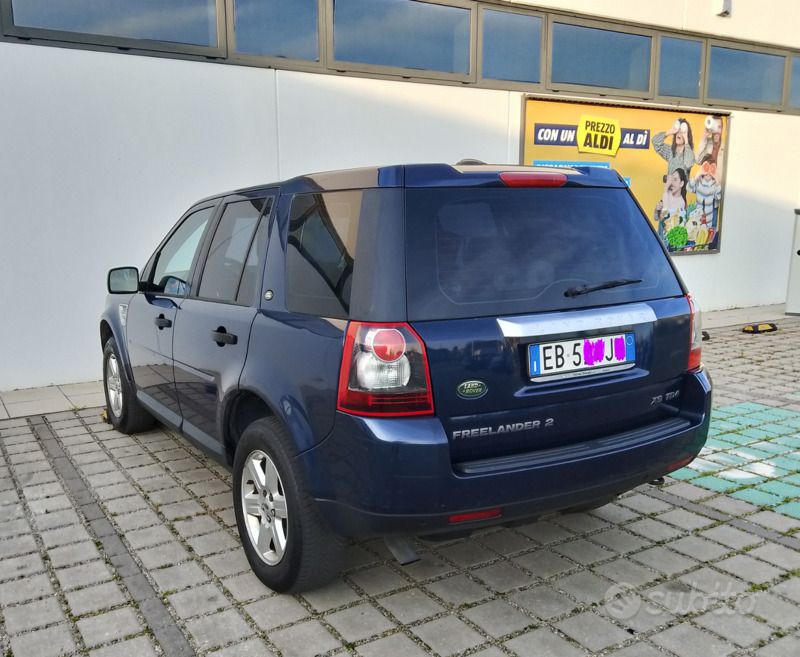 Usata Land Rover Freelander 2 190 CV (139 kW) 2010 Blu SUV
