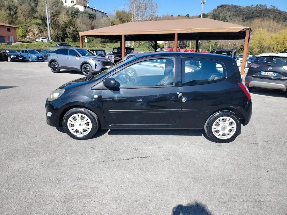 Usata Renault Twingo 75 CV (55 kW) 2012 Nero Utilitaria