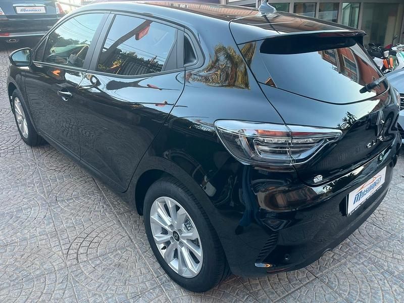 Nuova Renault Clio V Techno 91 CV (66 kW) 2025 Nero Berlina