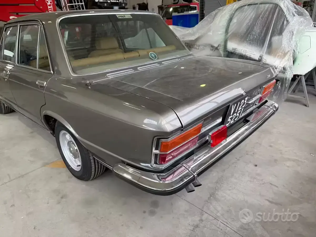Usata Fiat 130 1970 Marrone Berlina