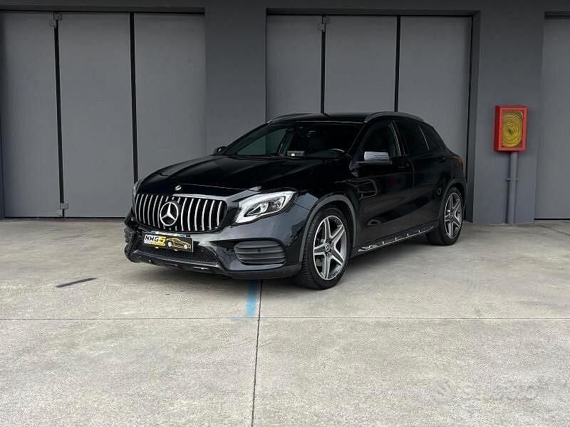 Usata Mercedes GLA220 Premium 176 CV (129 kW) 2018 Nero SUV