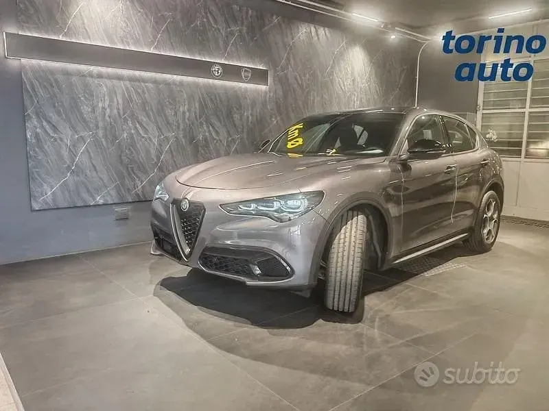 Nuova Alfa Romeo Stelvio Sprint 160 CV (117 kW) 2026 Grigio SUV