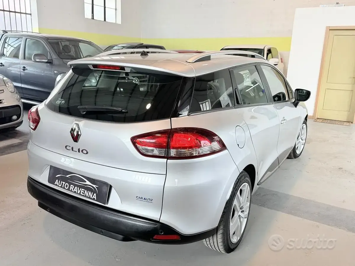 Usata Renault Clio GrandTour Intens 90 CV (66 kW) 2019 Grigio Station wagon