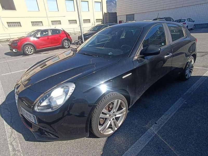 Usata Alfa Romeo Giulietta Progression 170 CV (125 kW) 2012 Nero Utilitaria