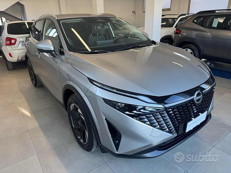 Usata Nissan Qashqai N-Connecta 158 CV (116 kW) 2025 Grigio SUV