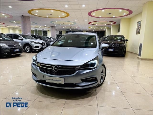 Usata Opel Astra Business Elegance 122 CV (89 kW) 2019 Argento Station wagon