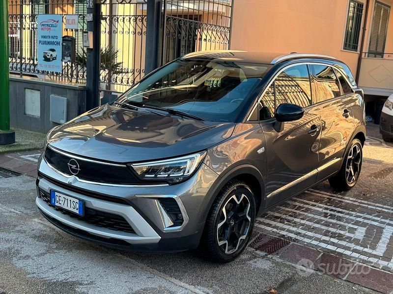 Usata Opel Crossland X Ultimate 110 CV (80 kW) 2021 Grigio SUV