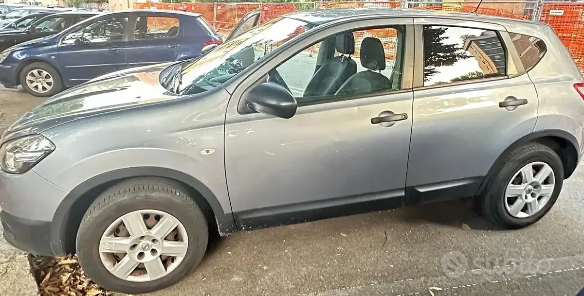 Usata Nissan Qashqai 2012 Grigio SUV