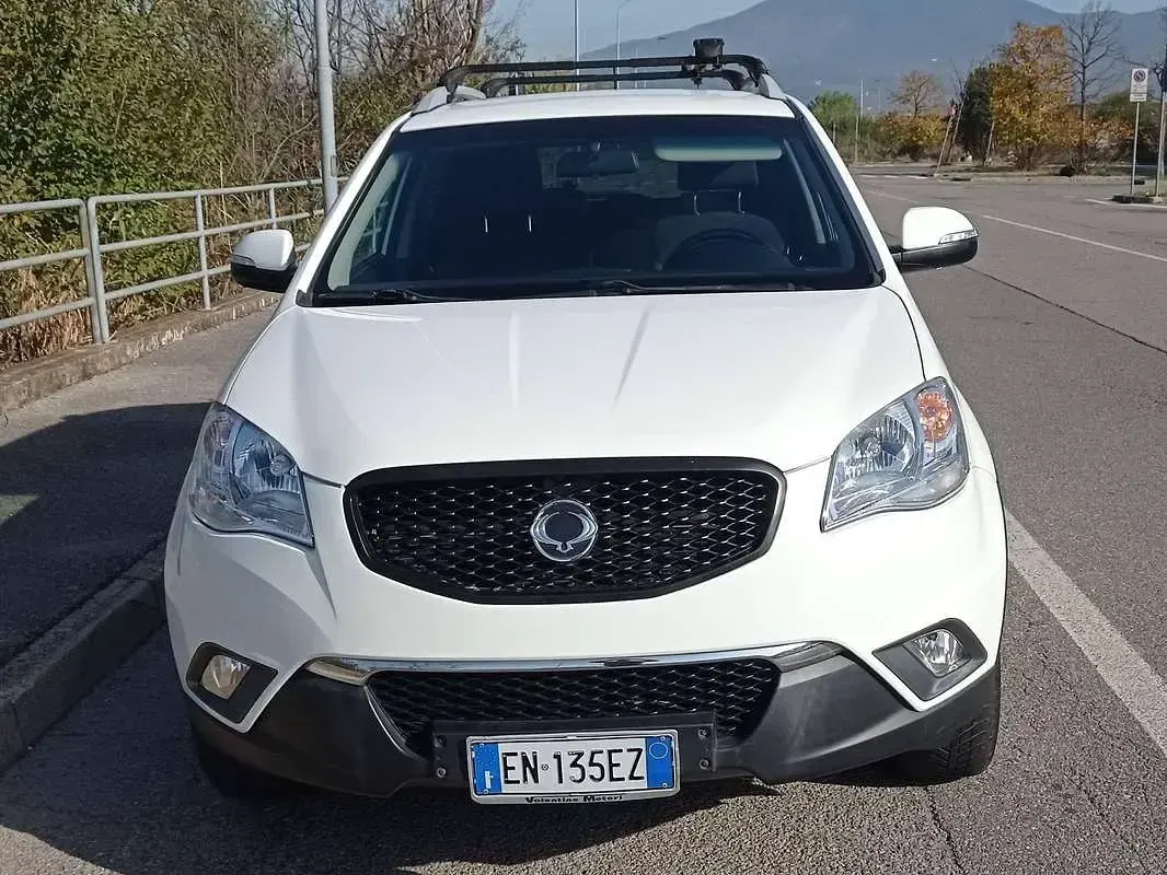 Usata SsangYong Korando 136 CV (100 kW) 2012 Bianco SUV