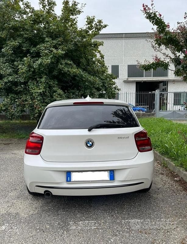 Usata BMW 118 Sport Line 143 CV (105 kW) 2013 Bianco Utilitaria