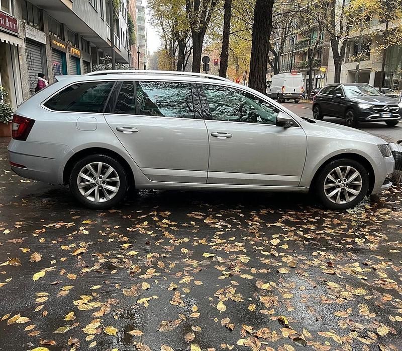 Usata Skoda Octavia G-TEC Ambition 131 CV (96 kW) 2019 Grigio Station wagon