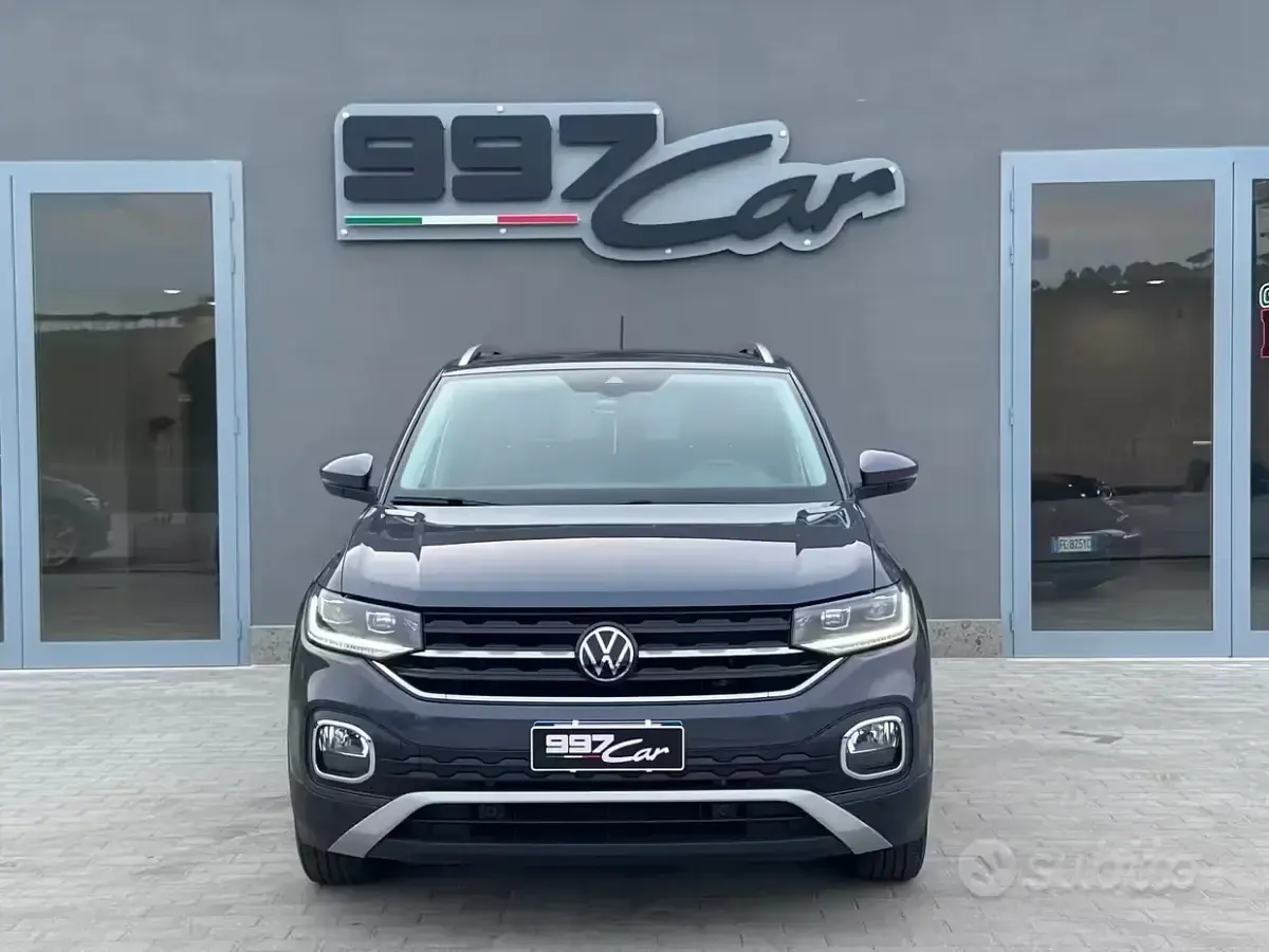 Usata VW T-Cross Style 150 CV (110 kW) 2023 Grigio SUV
