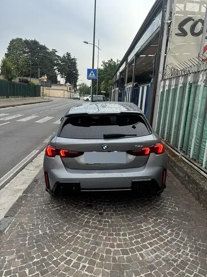Usata BMW 118 M Sport 150 CV (110 kW) 2025 Grigio Utilitaria