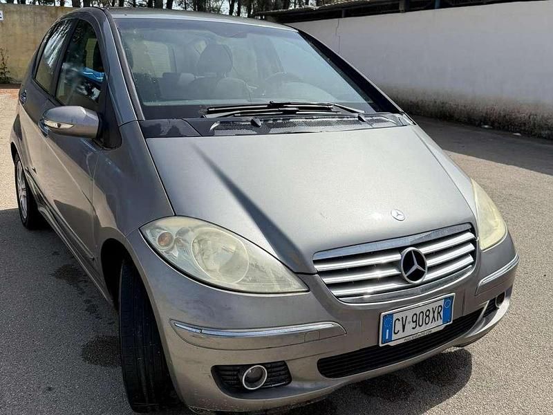 Usata Mercedes A150 Classic 95 CV (69 kW) 2005 Grigio Monovolume