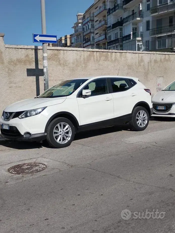 Usata Nissan Qashqai 110 CV (80 kW) 2016 Bianco SUV