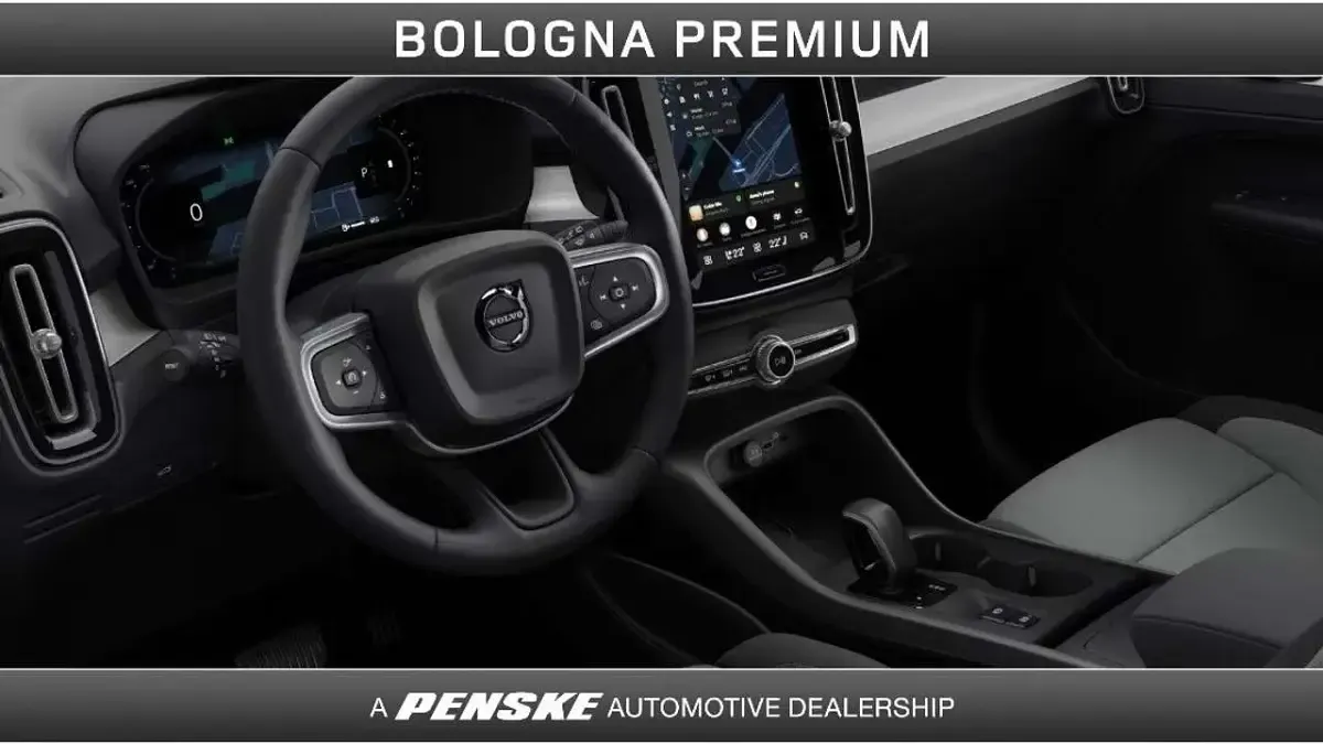 Nuova Volvo XC40 Core 163 CV (119 kW) 2026 Blu/azzurro SUV