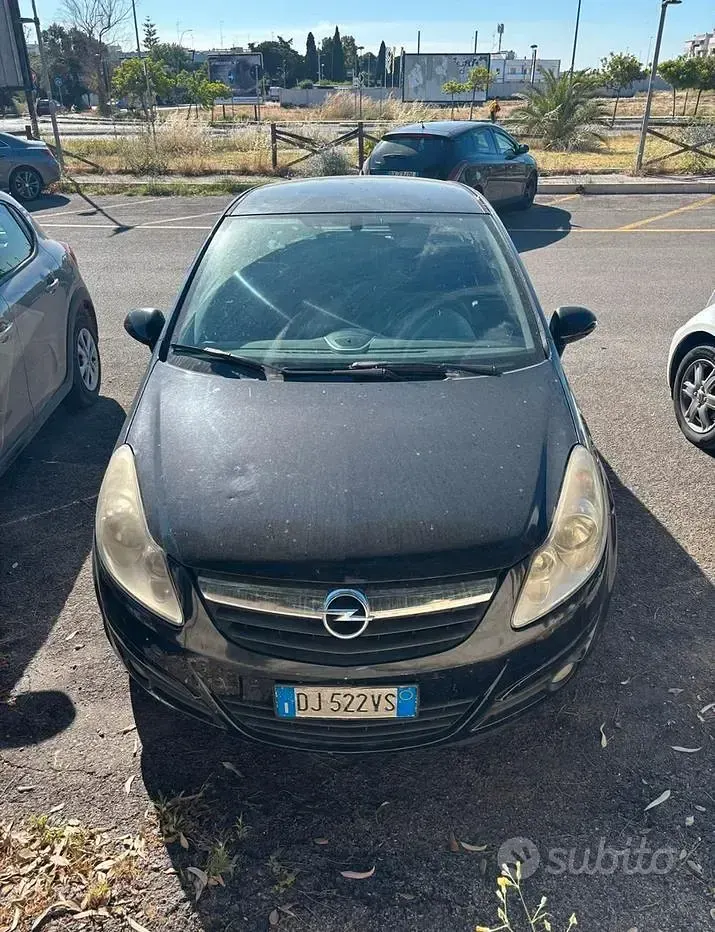 Usata Opel Corsa 90 CV (66 kW) 2007 Nero Utilitaria