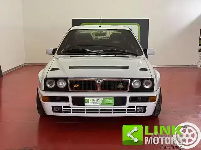 Usata Lancia Delta 210 CV (154 kW) 1992 Bianco Utilitaria