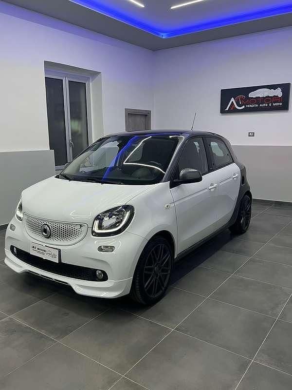 Bianco Usata 2018 Smart ForFour Brabus Utilitaria | 13.499 € (Buon prezzo) - Immagine 1/4