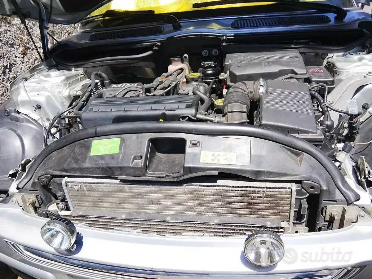 Usata Mini Cooper 116 CV (85 kW) 2003 Grigio Utilitaria