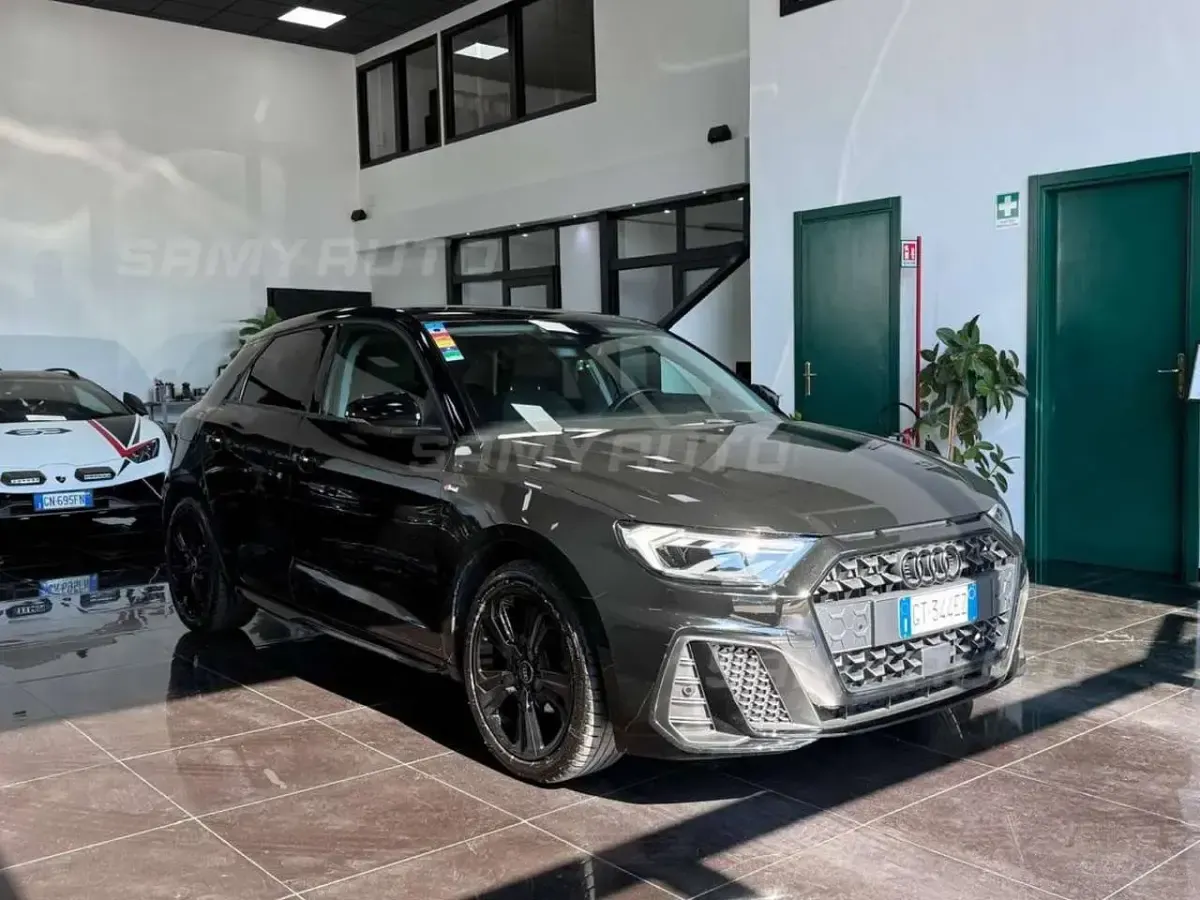 Usata Audi A1 Sportback S-Line 95 CV (69 kW) 2023 Nero Utilitaria
