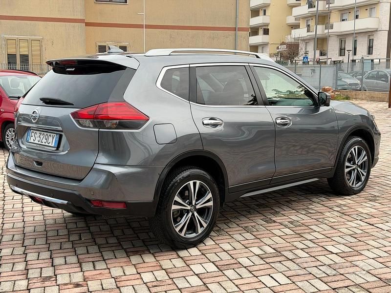 Usata Nissan X-Trail Tekna 177 CV (130 kW) 2018 Grigio SUV