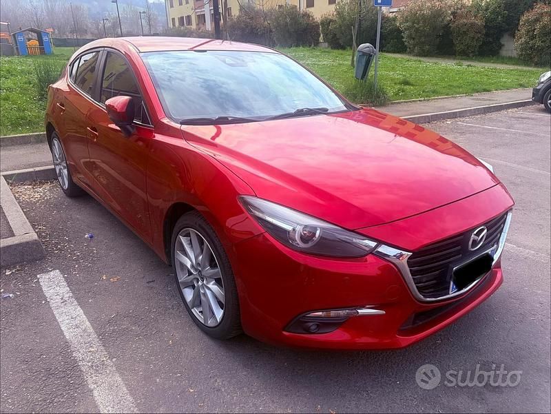 Usata Mazda 3 Exceed 105 CV (77 kW) 2017 Rosso Berlina