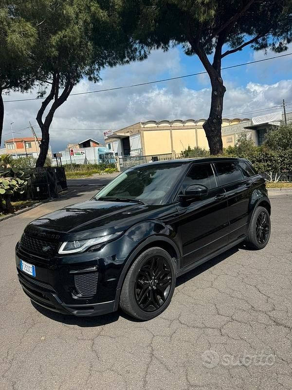 Usata Land Rover Range Rover evoque Black Edition 190 CV (139 kW) 2018 Nero Station wagon