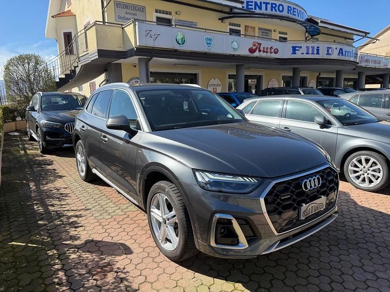 Usata Audi Q5 S-line plus 203 CV (149 kW) 2021 Grigio SUV