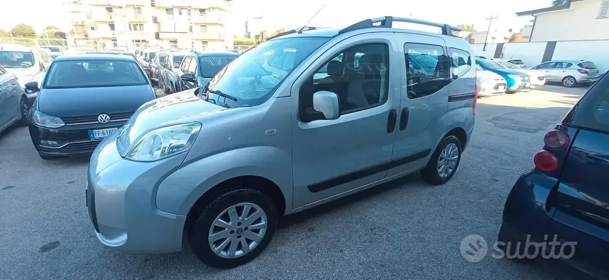 Usata Fiat Qubo Trekking 70 CV (51 kW) 2015 Grigio Monovolume
