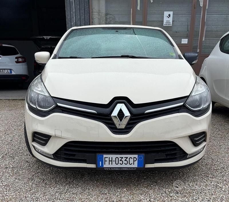Usata Renault Clio IV Intens 90 CV (66 kW) 2017 Bianco Berlina