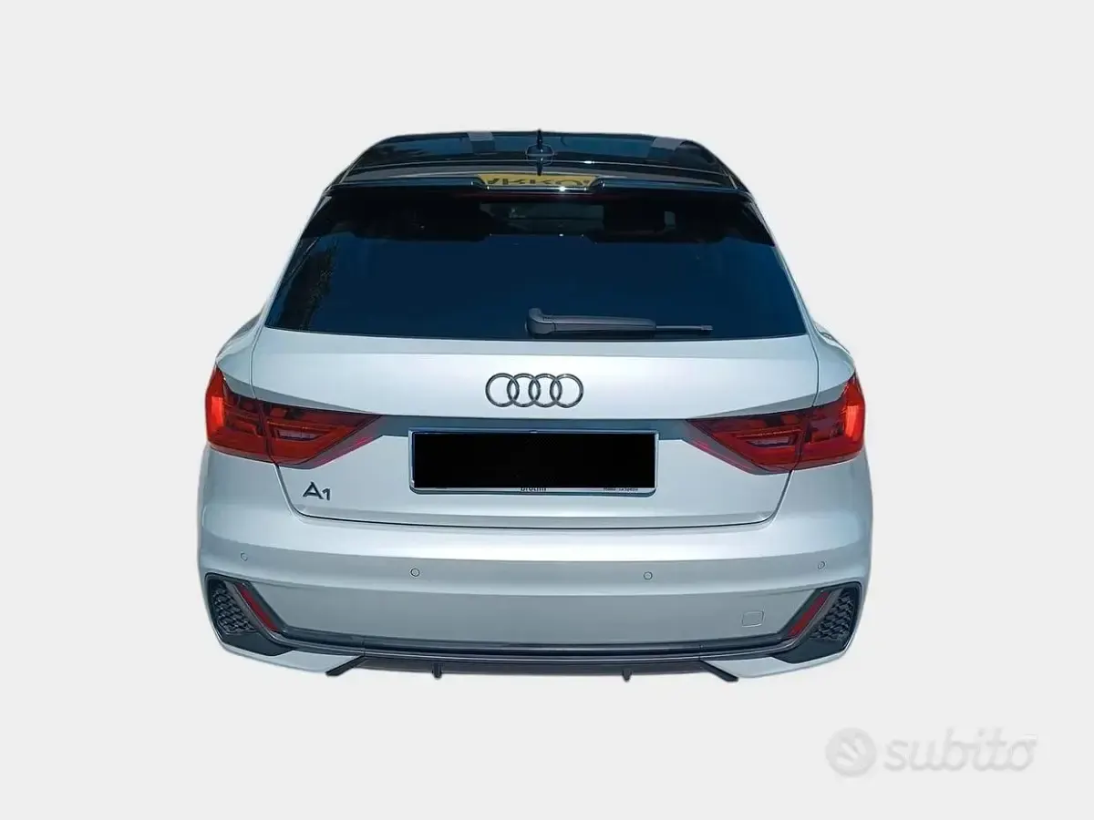 Usata Audi A1 S-Line 150 CV (110 kW) 2024 Grigio SUV